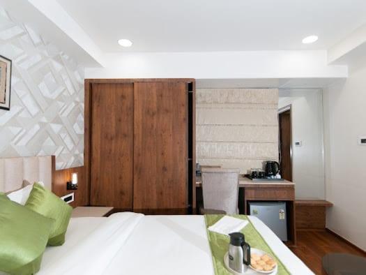 Hotel Emerald Inn Бхопал Екстер'єр фото
